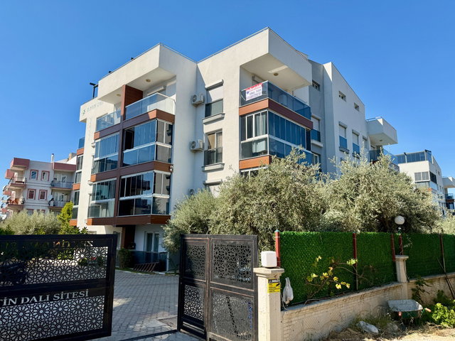 DAVUTLAR ZEYTİN DALI SİTESİNDE 4+1 ÇATI DUBLEKS DAİRE
