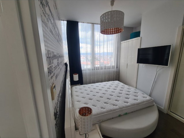 FOLKART TOWERS A KULE'DE ŞEHİR MANZARALI EŞYALI KİRALIK DAİRE
