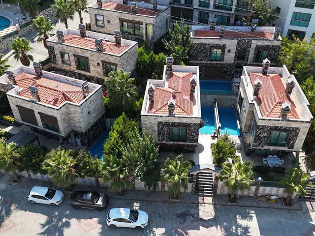 KUŞADASI DEĞİRMENDERE MAHALLESİ’NDE 3+1 SATILIK LÜKS VİLLA