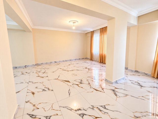 ÇERKEZKÖY MERKEZDE CADDE CEPHELİ, TERASLI VE ASANSÖRLÜ DUBLEKS DAİRE