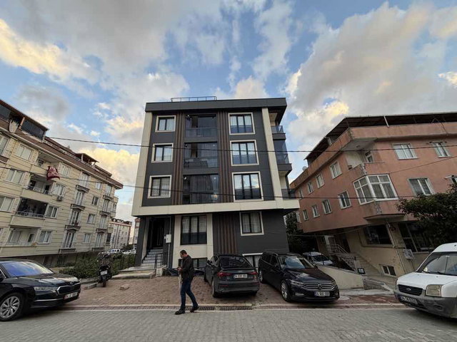 ESENYURT AKÇABURGAZ 'DA SATILIK 3+1 DAIRE SIFIR İSKANLI