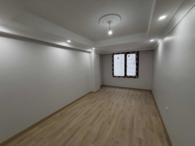 ESENYURT AKÇABURGAZ 'DA SATILIK 3+1 DAIRE SIFIR İSKANLI