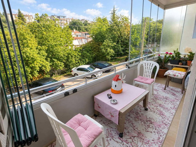 REMAX EFFECT'TEN GÖLCÜK DONANMADA DENİZ MANZARALI 3+1 ARAKAT