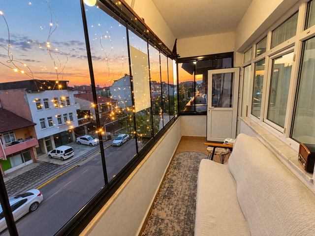 REMAX EFFECTTEN KÖRFEZ HACIOSMANDA CADDE ÜZERİ 145 M² 3+1 ARAKAT