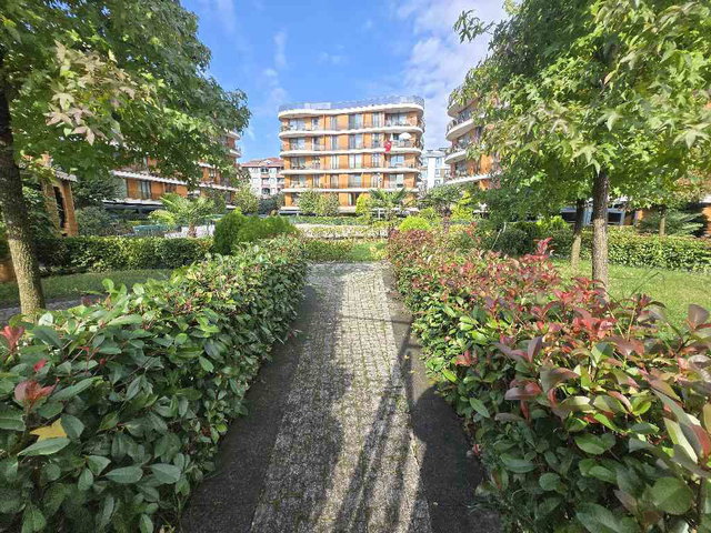 ÇEKMEKÖY CITY AMBIANCE’TA 100 M² GENİŞ BALKONLU 2+1 KREDİYE UYGUN SATILIK DAİRE