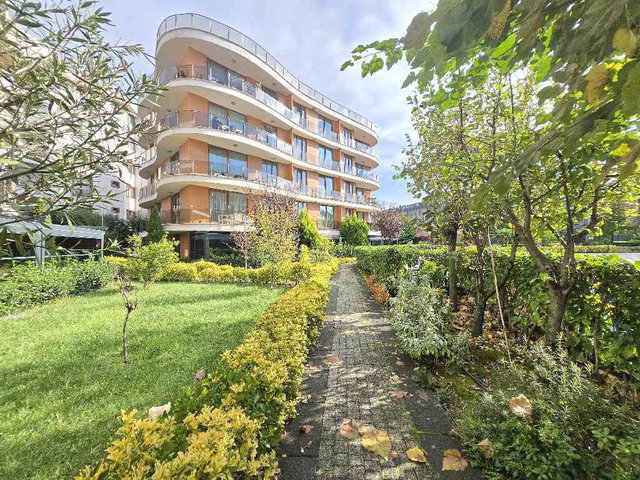 ÇEKMEKÖY CITY AMBIANCE’TA 100 M² GENİŞ BALKONLU 2+1 KREDİYE UYGUN SATILIK DAİRE