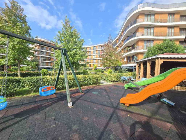 ÇEKMEKÖY CITY AMBIANCE’TA 100 M² GENİŞ BALKONLU 2+1 KREDİYE UYGUN SATILIK DAİRE