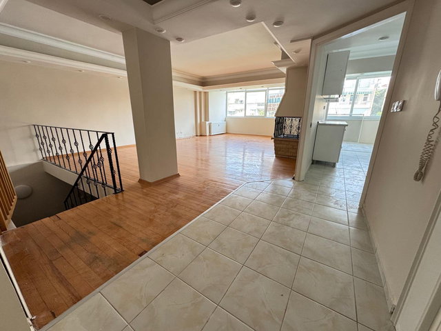 KASTEL DRAGOS SAHİL SİTESİNDE KİRALIK 4+2 DAİRE