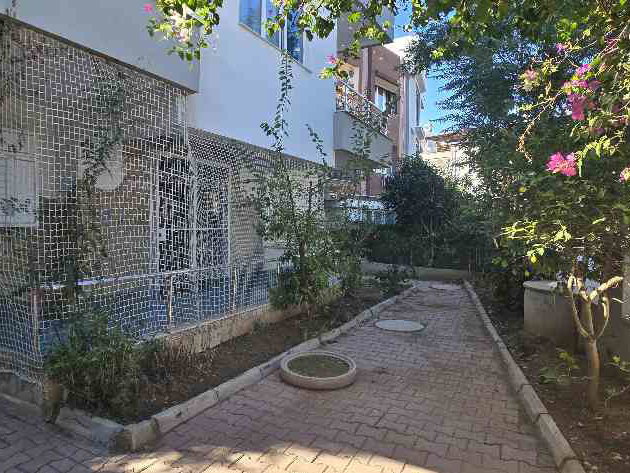 ANTALYA KONYAALTI  ULUÇ 3+1 AYRI MUTFAK GENİŞ DAİRE
