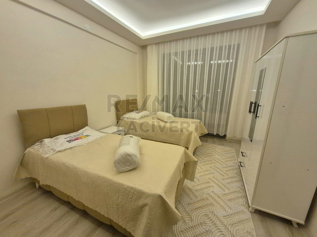 RE/MAX LACIVERT'TEN DADAŞKENT'TE LÜKS EŞYALI KIRALIK 1+1 DAIRE