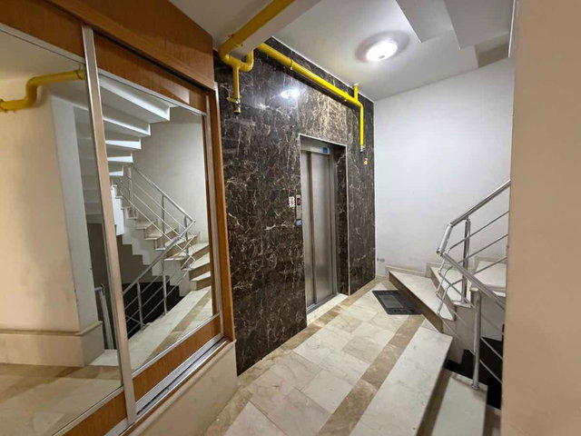 KARŞIYAKA ŞEMİKLER’DE EŞYALI 3+1 | 2 BANYO | GÜNEY-BATI CEPHE | BALKONLU KİRALIK DAİRE