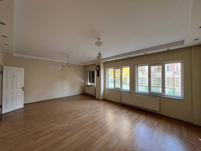 ÇOK ÖZEL FIRSAT! BİGA ÇARŞI MERKEZDE SATILIK 3+1 DAİRE