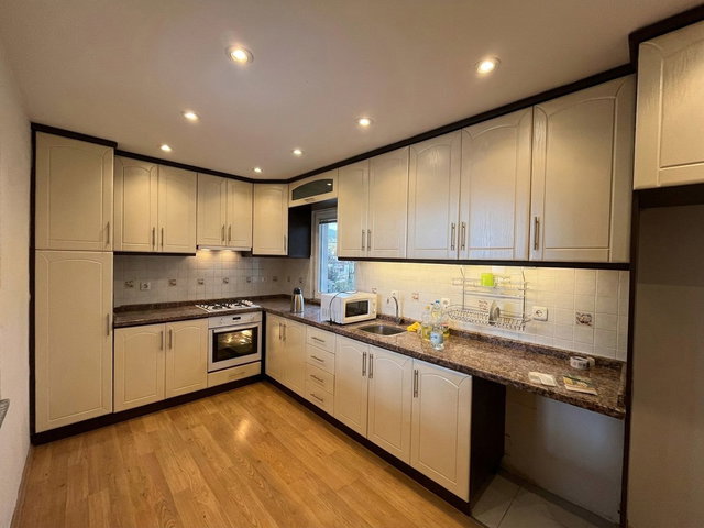 ÇOK ÖZEL FIRSAT! BİGA ÇARŞI MERKEZDE SATILIK 3+1 DAİRE