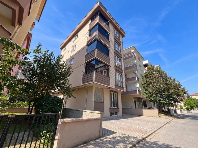 KARTAL YUNUS MAHALLESİNDE, MERKEZİ KONUMDA SATILIK 2+1 DAİRE