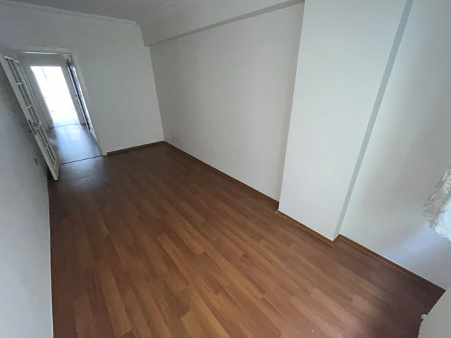ÇEKMEKÖY MİMAR SİNAN’DA 2+1 | 75 M² NET |DOĞALGAZ KOMBİLİ | BOŞ