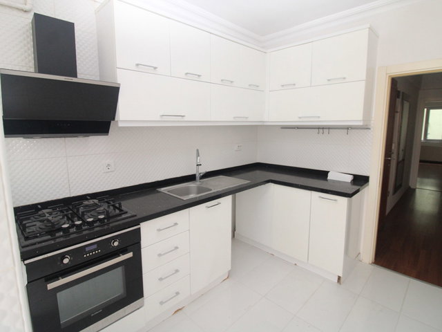 ÇEKMEKÖY MİMAR SİNAN’DA 2+1 | 75 M² NET |DOĞALGAZ KOMBİLİ | BOŞ
