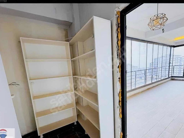 RE/MAX DEĞİŞİMDEN NİRVANA KONUTLARI’NDA SIFIR 4+1 | 200 M² NET | 3 CEPHE | BALKONLU