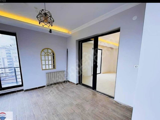 RE/MAX DEĞİŞİMDEN NİRVANA KONUTLARI’NDA SIFIR 4+1 | 200 M² NET | 3 CEPHE | BALKONLU