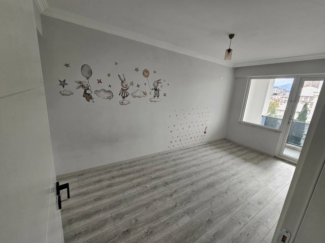 REMAX'TEN HACISİYAM MAH.2+1 KİRALIK DAİRE...!