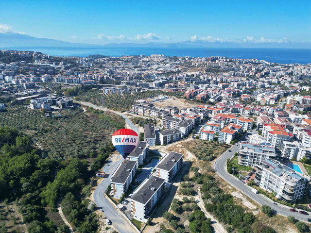 KUŞADASI ARMADA LOFT 2 SİTESİ’NDE HAVUZLU 1+1 BAHÇELİ 70M2 LOFT DAİRE
