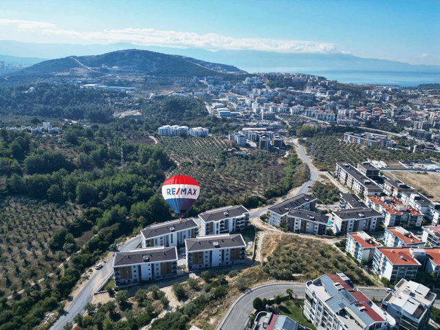 KUŞADASI ARMADA LOFT 2 SİTESİ’NDE HAVUZLU 1+1 BAHÇELİ 70M2 LOFT DAİRE
