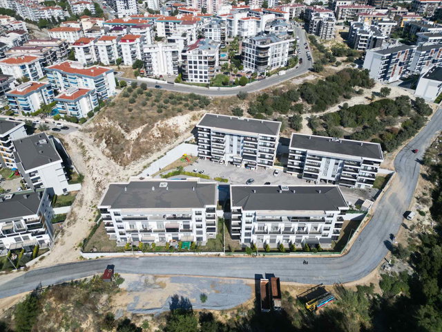 KUŞADASI ARMADA LOFT 2 SİTESİ’NDE HAVUZLU 1+1 BAHÇELİ 70M2 LOFT DAİRE