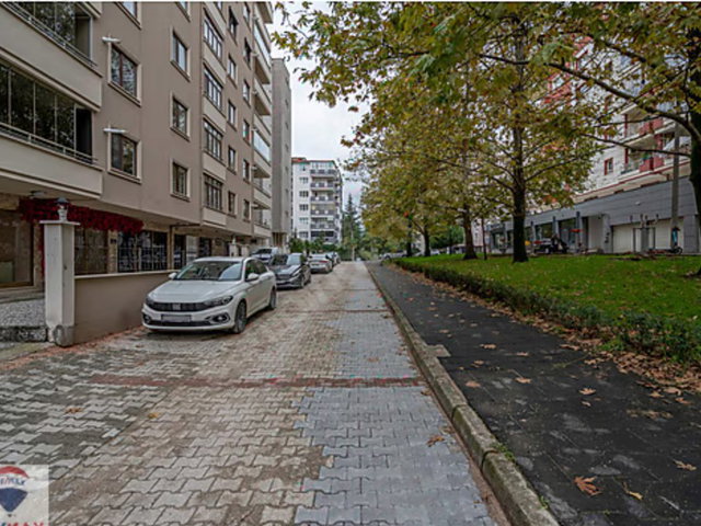 REMAX LEON İHSANİYE BRÜT 300M2 TERASI MANZARALI 5+1 DUBLEKS