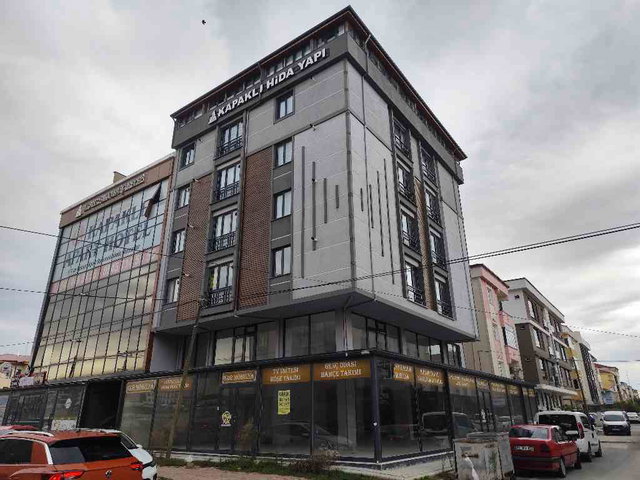 REMAX LAND'DEN HASTANENİN KARŞISINDA TERASLI YERDEN ISITMALI 1+1