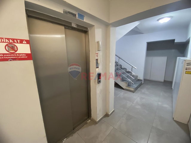 YÜCESOY MAHALLE KONUTLARINDA HAVUZ CEPHE KİRALIK 1+1 DAİRE