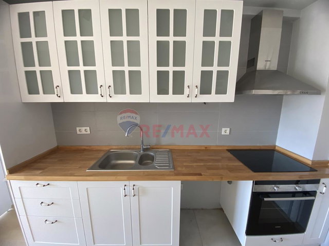 YÜCESOY MAHALLE KONUTLARINDA HAVUZ CEPHE KİRALIK 1+1 DAİRE