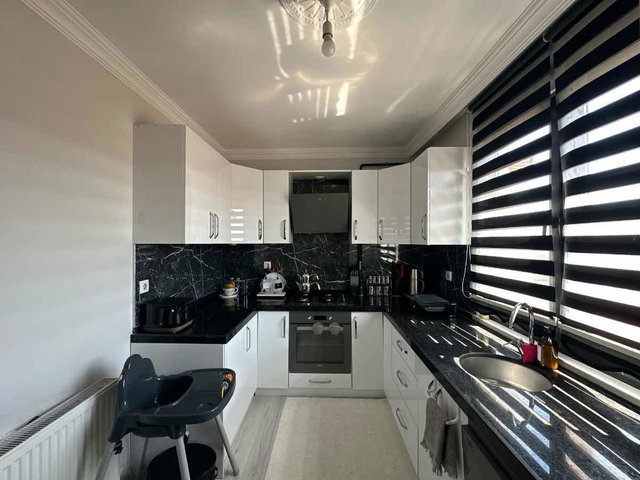 GEBZE GÜZELLER MH DE ARAKAT 3+1 SATILIK DAİRE