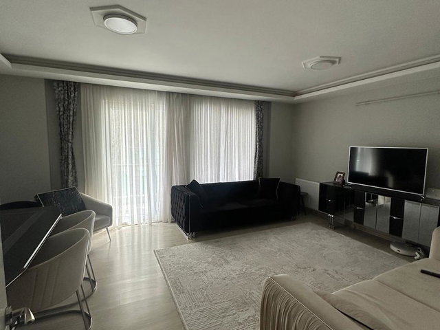 RE/MAX EFFECTTEN SATILIK 3+1 ARAKAT DUBLEKS!