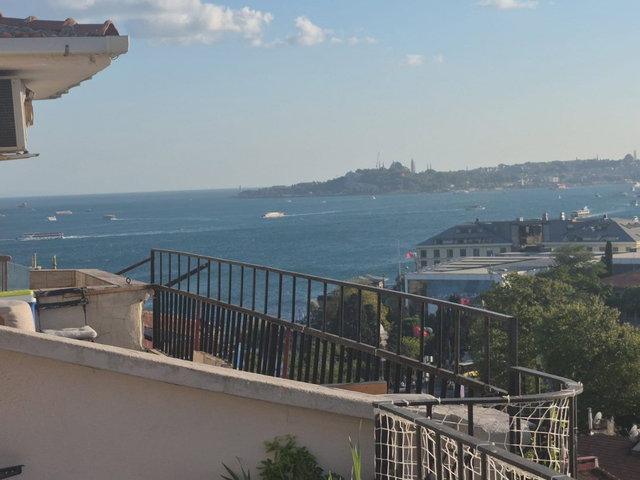BEŞİKTAŞ SERENCEBEYDE DENİZ VE ŞEHİR MANZARALI TERAS|3+1 SATILIK