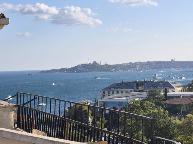 BEŞİKTAŞ SERENCEBEYDE DENİZ VE ŞEHİR MANZARALI TERAS|3+1 SATILIK