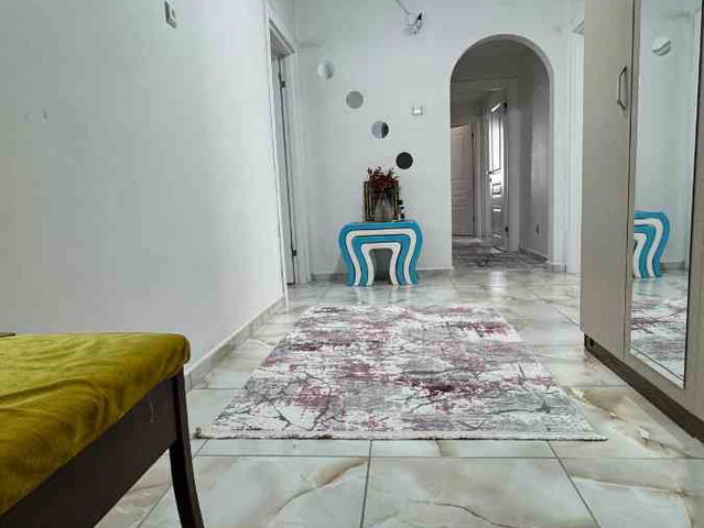ÖZENLE YENILENMIŞ ANA YOL ÜZERI  3+1  SATILIK DAİRE