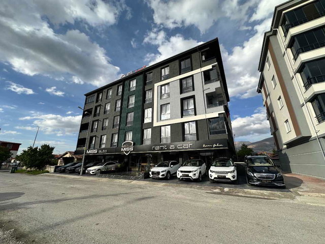 REMAX DEM'DEN YENİ EMNİYET KARŞISI 3+1 ALTTAN ISTIMALI DAİRE