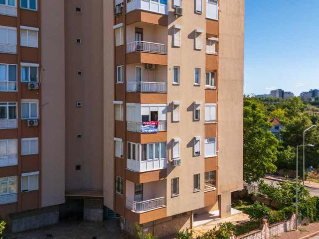 ÖĞRETMENEVLERİ ‘NDE SATILIK 3+1 ARAKAT DAİRE MUHTEŞEM LOKASYON
