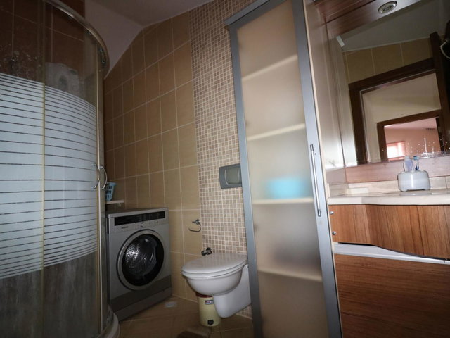 DENİZLİ ÖĞRETMENLER SİTESİ'NDE KİRALIK DENİZ MANZARALI EŞYALI 1+1 DAİRE