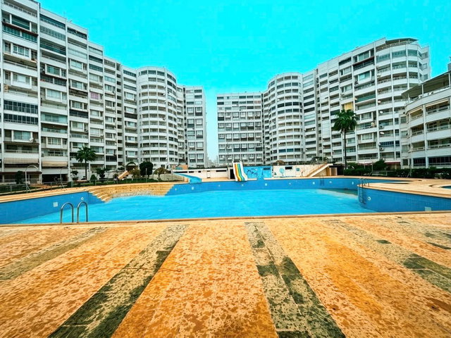 REMAX PALM'DEN ÖNER TATİL SİTESİ'DE DENİZE SIFIR EŞYALI 3+1
