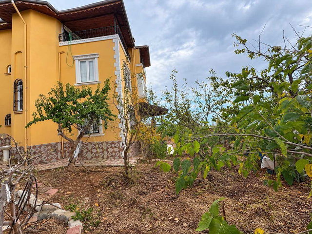 REMAX PALM'DEN KOCAHAMZALI DA 4+1 TRİPLEKS SATILIK VİLLA