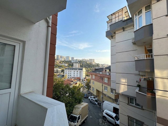 ESENTEPE MAH. ULAŞIMA YAKIN EVEBEYN BANYOLU FERAH 2+1 SATILIK DAIRE
