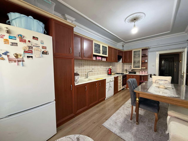 REMAX İLKE'DEN ŞEHİR MER. 4+1 FULL EŞYALI KİRALIK DAİRE