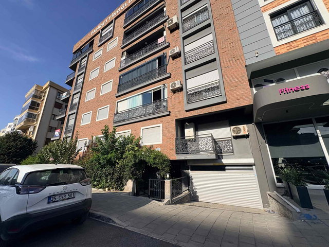 23 ŞEMİKLER’DE ARA KAT ÇİFT BALKONLU EBEVEYN BANYOLU 2+1 DAIRE