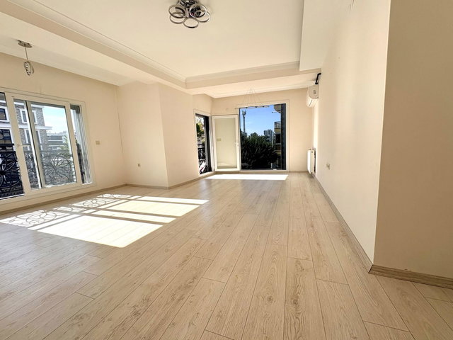 23 ŞEMİKLER’DE ARA KAT ÇİFT BALKONLU EBEVEYN BANYOLU 2+1 DAIRE