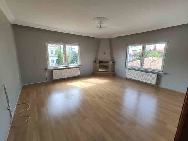 RE/MAX DEĞİŞİM'DEN CUMHURİYET MAHALLESİNDE KİRALIK 3+1 DAİRE