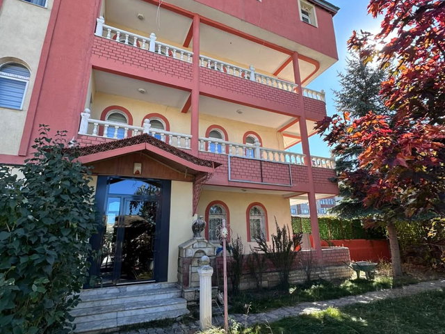 REMAX ARTIS'DEN YILDIZKENT'DE EŞYALI KIRALIK 1+1 DAIRE