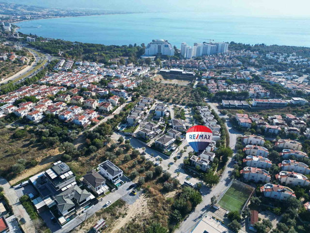 KUŞADASI HÜNKAR KONAKLARI ÖZEL HAVUZLU 5+2 TEK MÜSTAKİL VİLLA