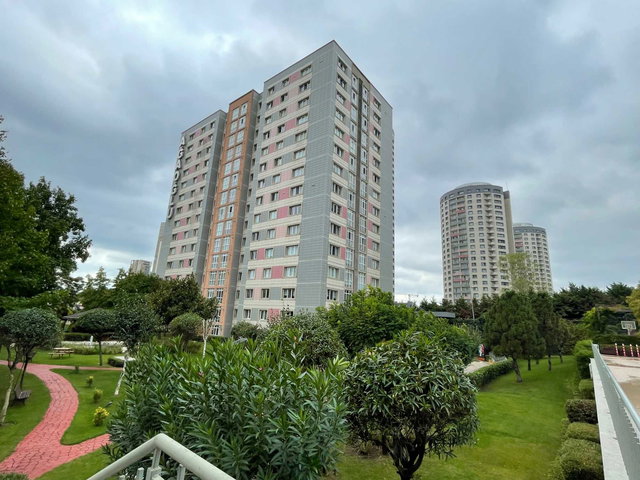 ATAŞEHİRİN NEZİH AİLE SİTESİ SOUTHSIDE DA KİRALIK 2+1 DAİRE