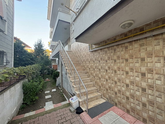 GÖLCÜK ŞEHİTLER’ DE, 2+1, BALKONLU, DOĞALGAZ KOMBİLİ 115 M² DAİRE