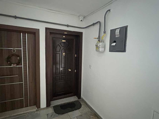 İZMİT YAHYA KAPTAN C13 BLOK’TA SATILIK 3+1 DAİRE